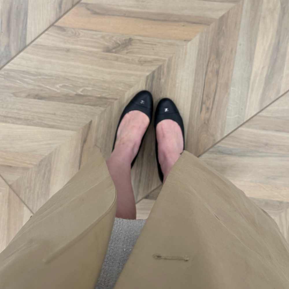 CHANEL cap toe black pumps - Picture 11 of 16